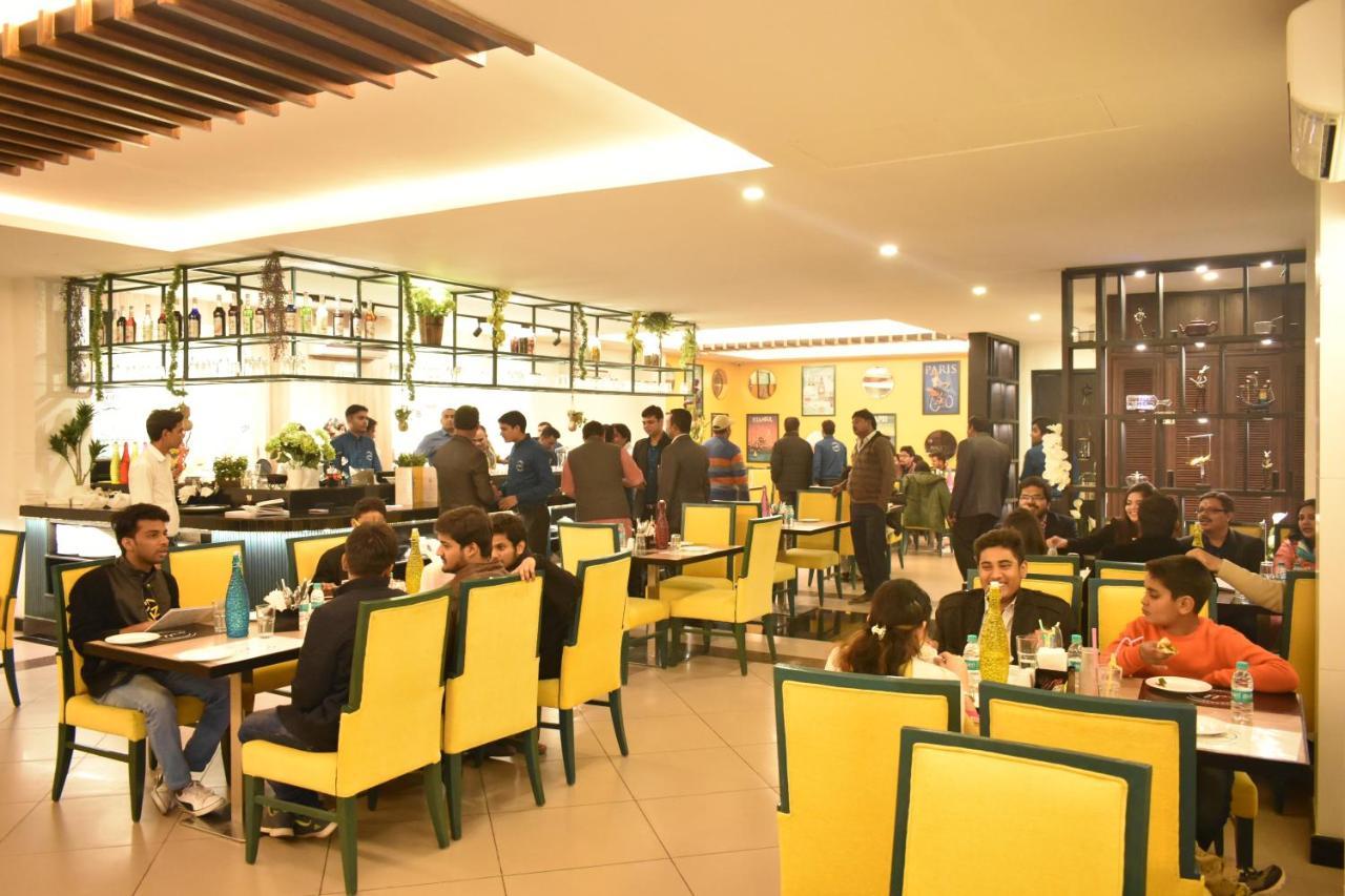 Hotel Premiere Villa Varanasi Eksteriør bilde