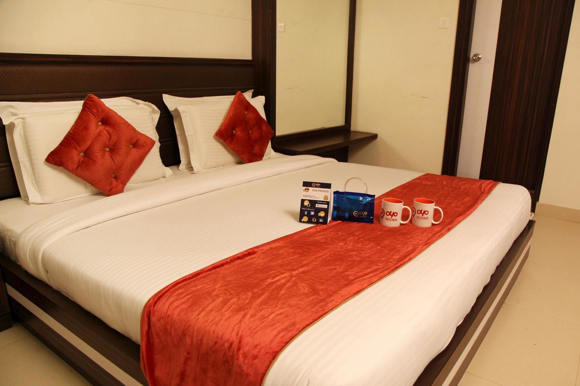 Hotel Premiere Villa Varanasi Eksteriør bilde