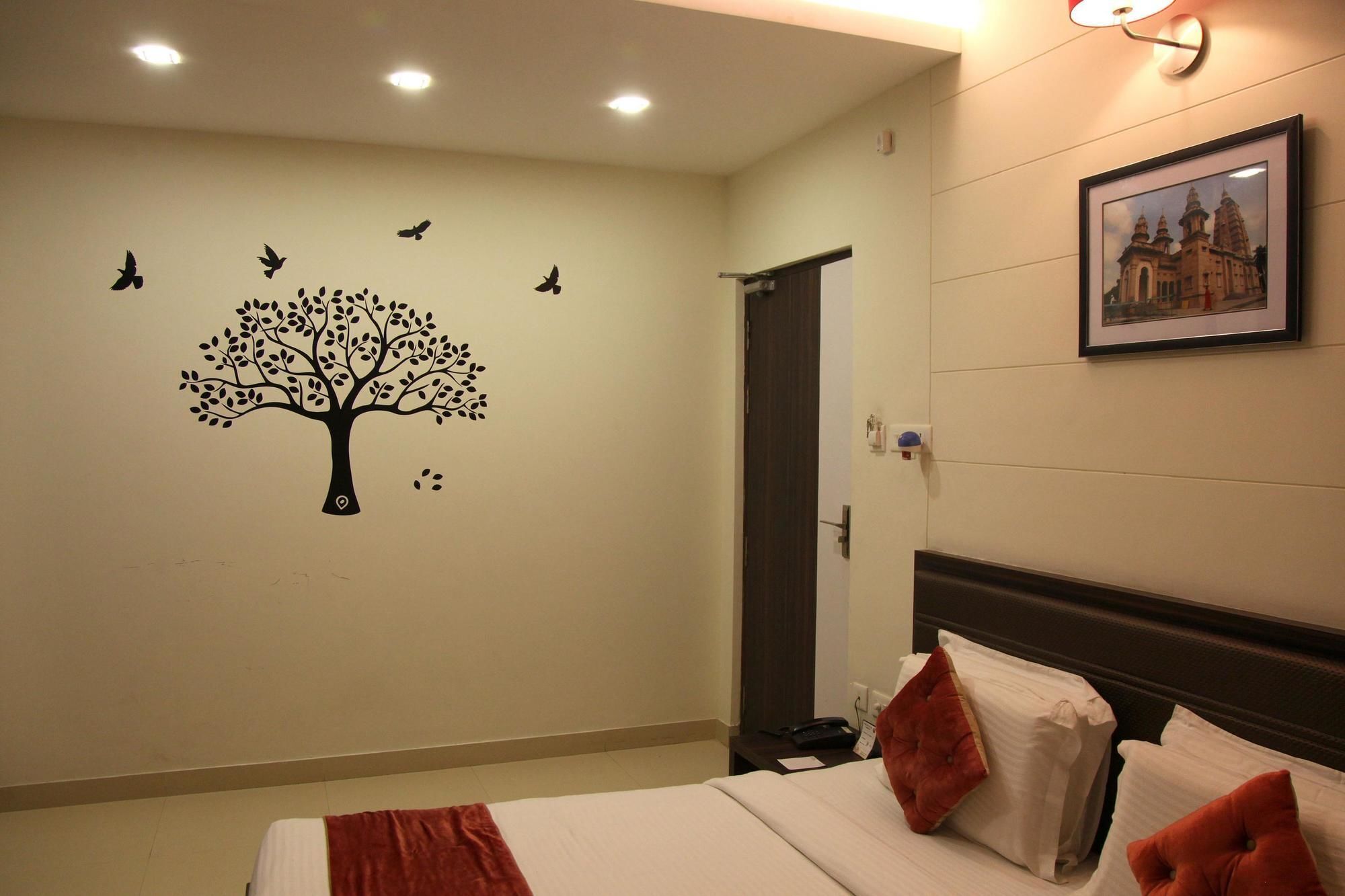 Hotel Premiere Villa Varanasi Eksteriør bilde