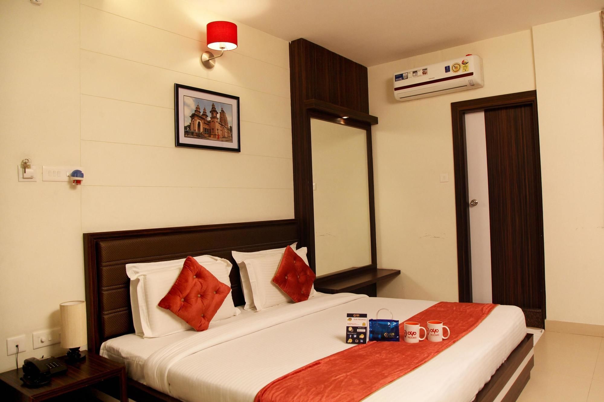 Hotel Premiere Villa Varanasi Eksteriør bilde